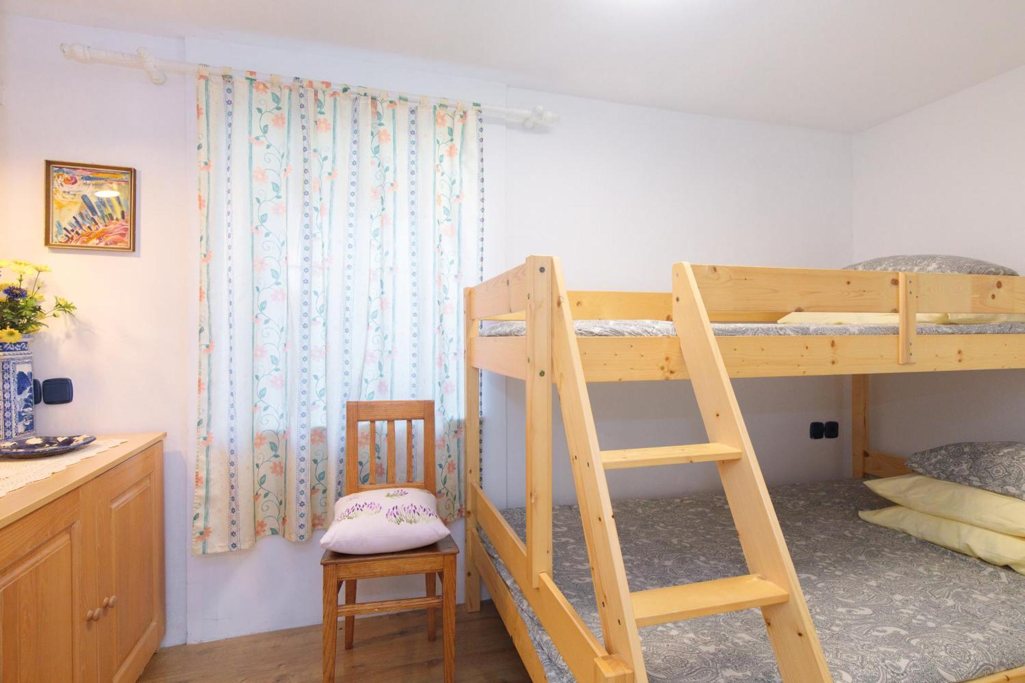 Apartment Villa Marija, Pinezici クルク エクステリア 写真