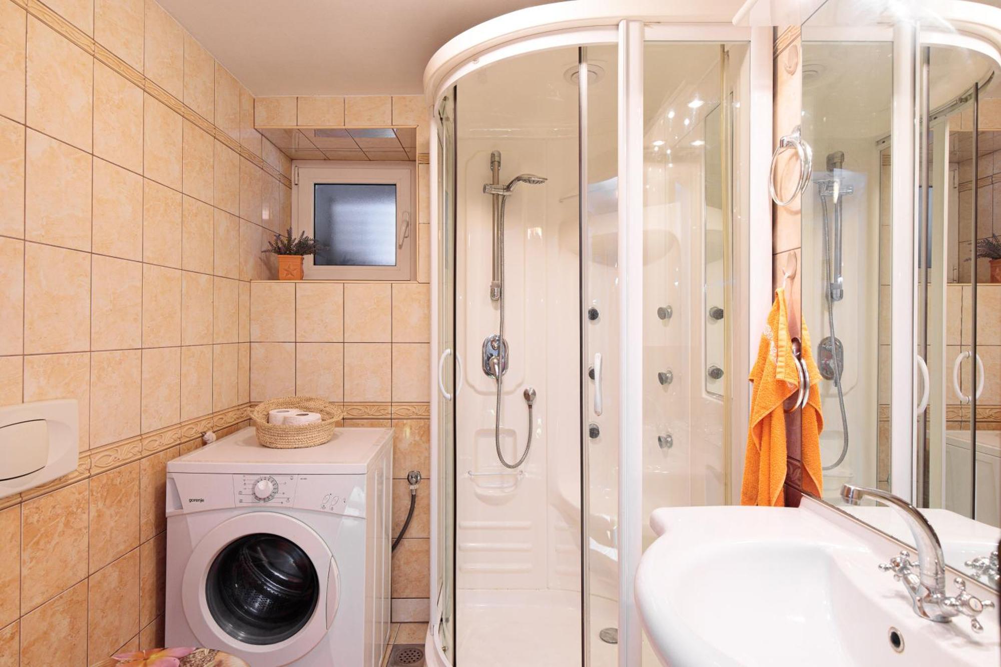 Apartment Villa Marija, Pinezici クルク エクステリア 写真
