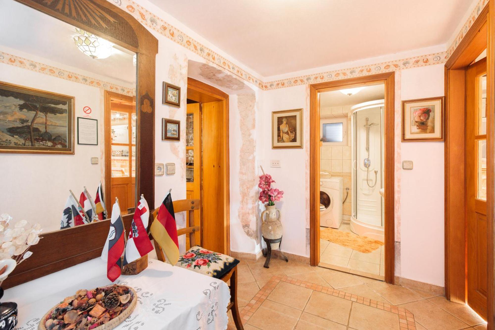 Apartment Villa Marija, Pinezici クルク エクステリア 写真
